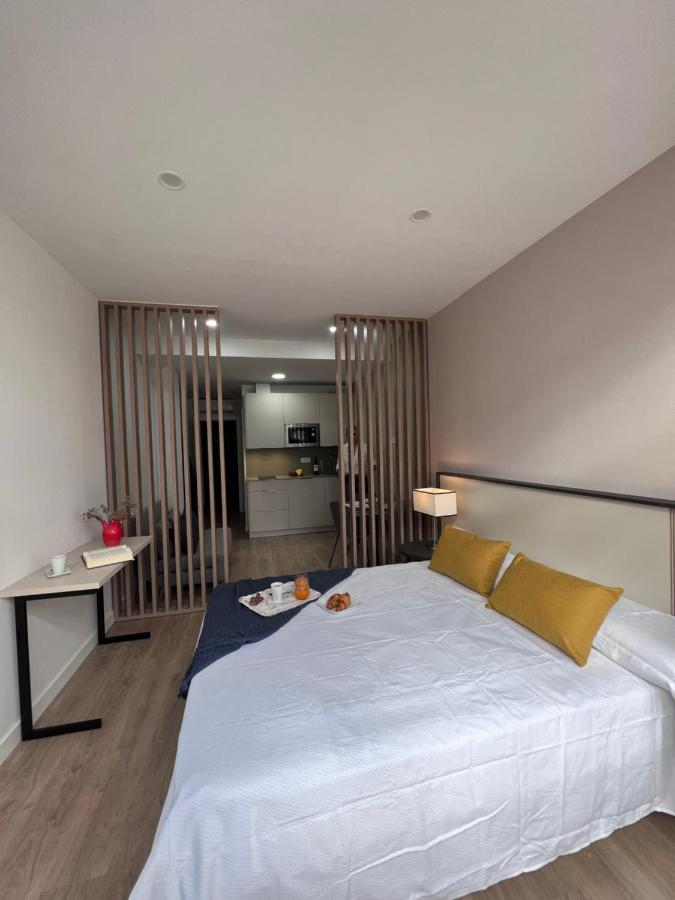Apartamentos San Juan Suites Badajoz Bagian luar foto