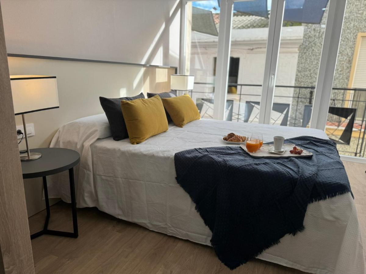 Apartamentos San Juan Suites Badajoz Bagian luar foto