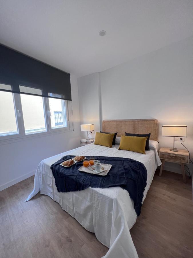 Apartamentos San Juan Suites Badajoz Bagian luar foto