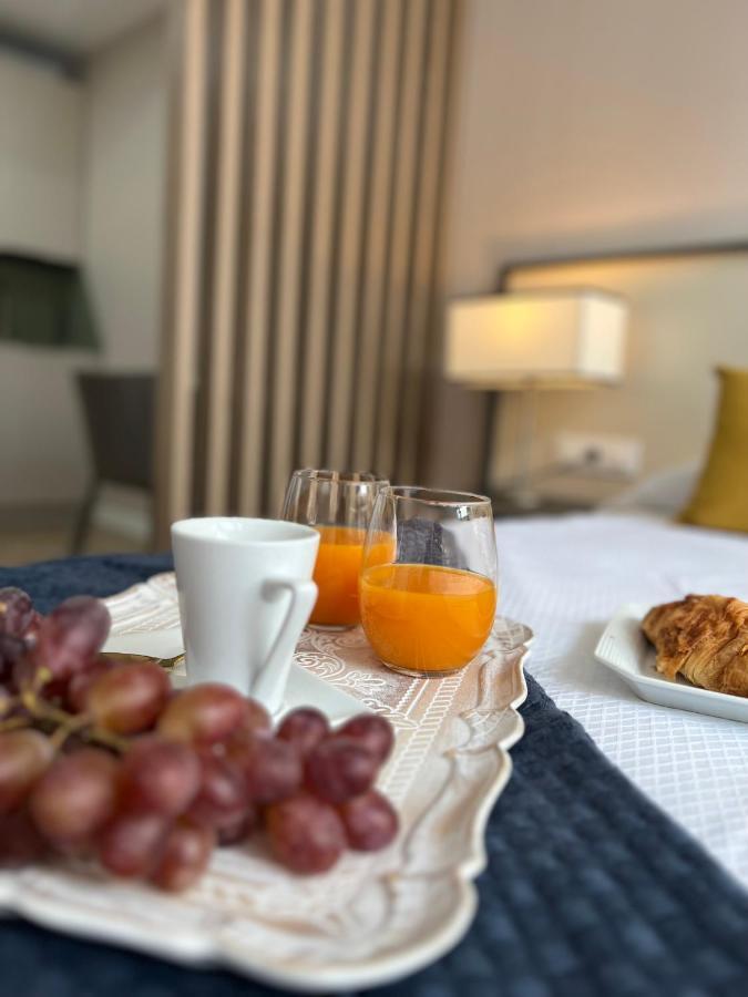 Apartamentos San Juan Suites Badajoz Bagian luar foto